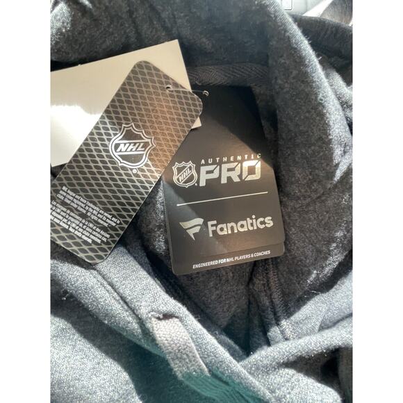 NHL Seattle Kraken Dark Gray Pullover Hoodie Small 🔥NEW🔥Fanatics Authentic Pro - Picture 8 of 9